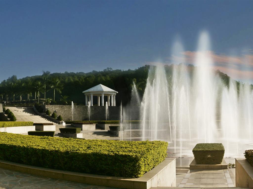 Foshan Fontainebleau Hotel Esterno foto